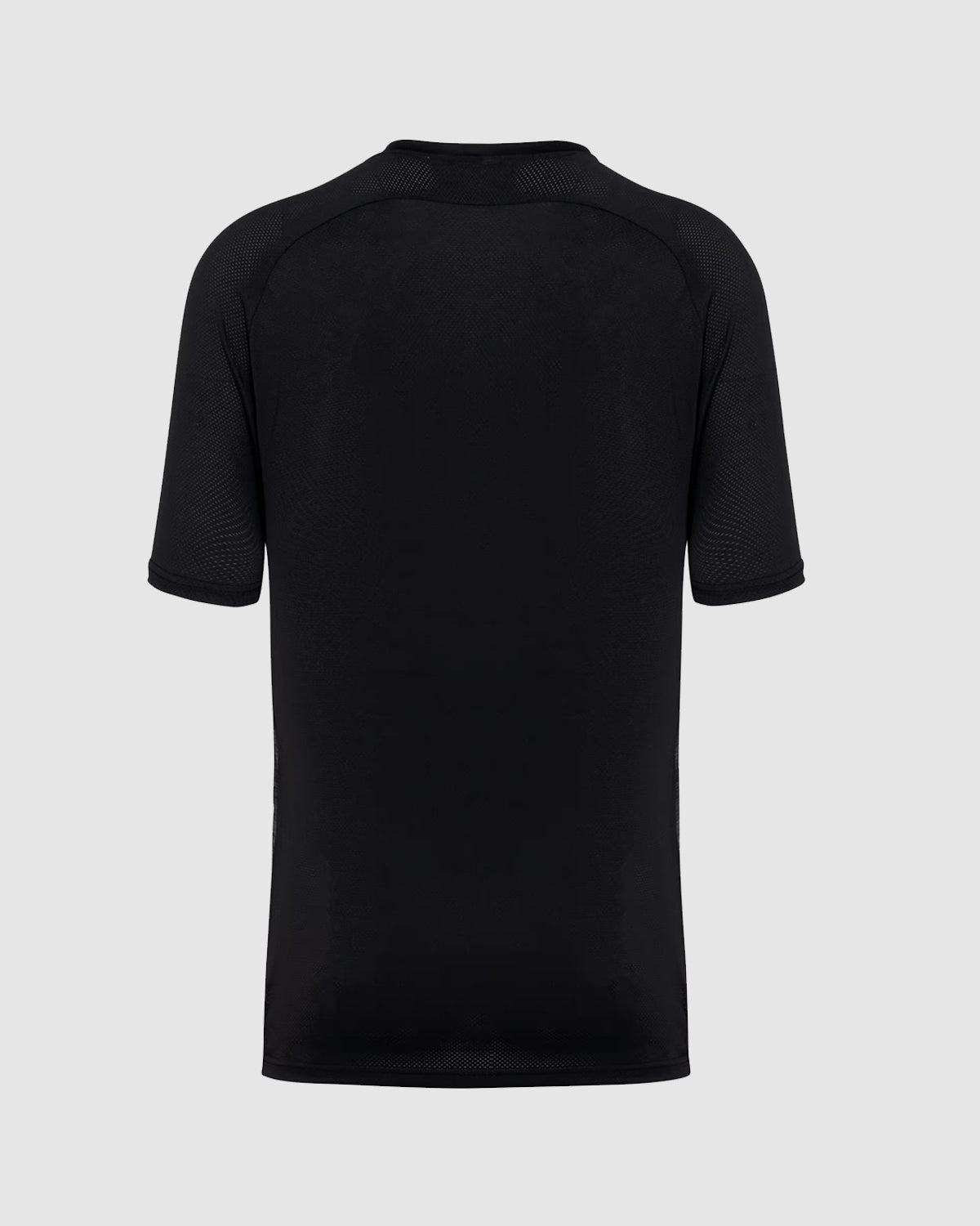 Camiseta negra de aparato deportivo